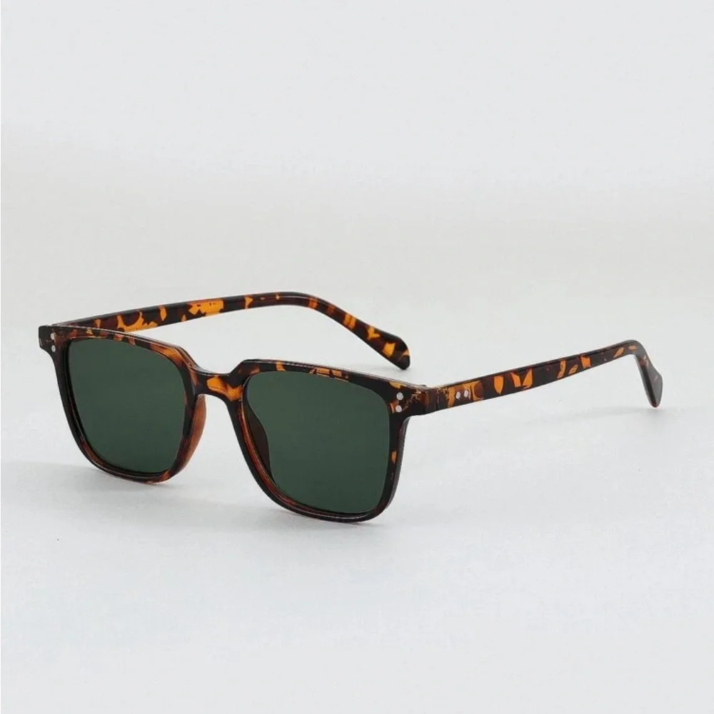 NWT Shein Men’s Vintage Square Tortoiseshell Sunglasses Green Lenses Retro